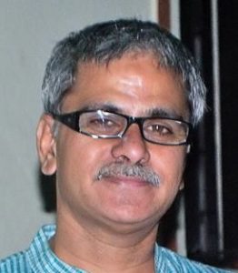 लेखक की फोटो