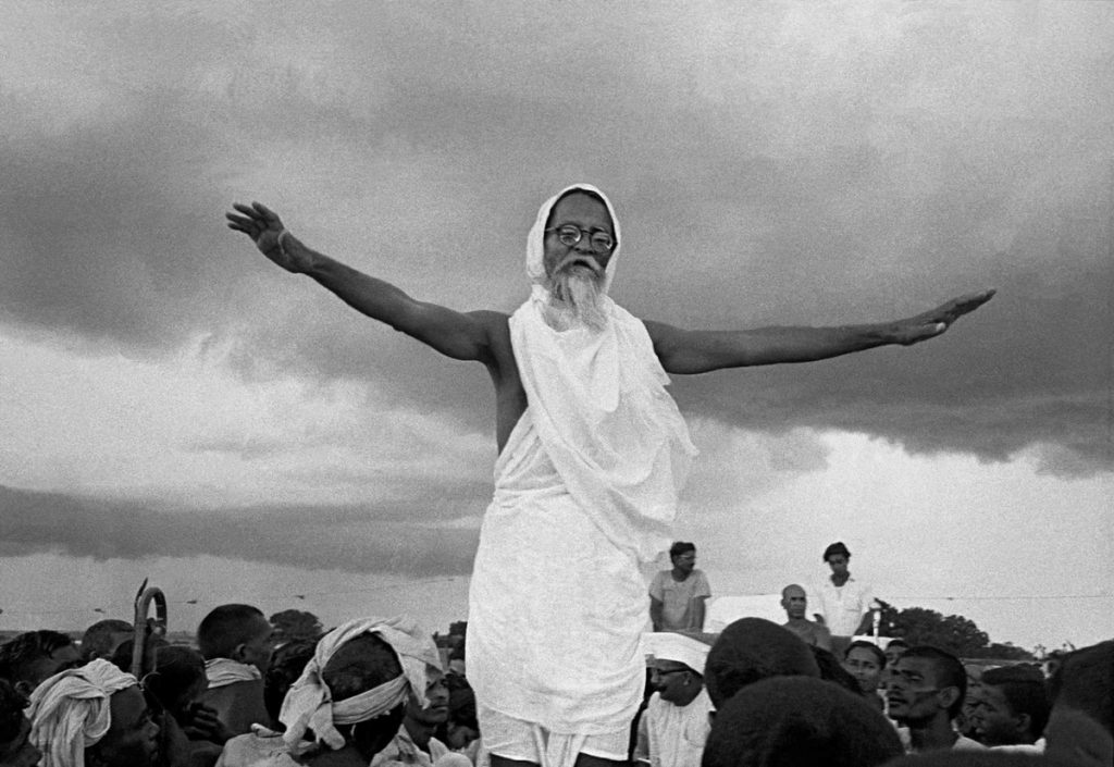 सत्ता की मार्फत नहीं बदल सकेगा समाज
