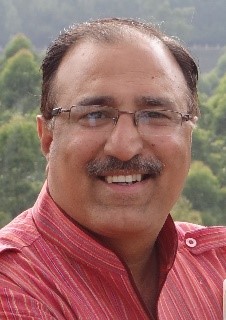 लेखक की फोटो