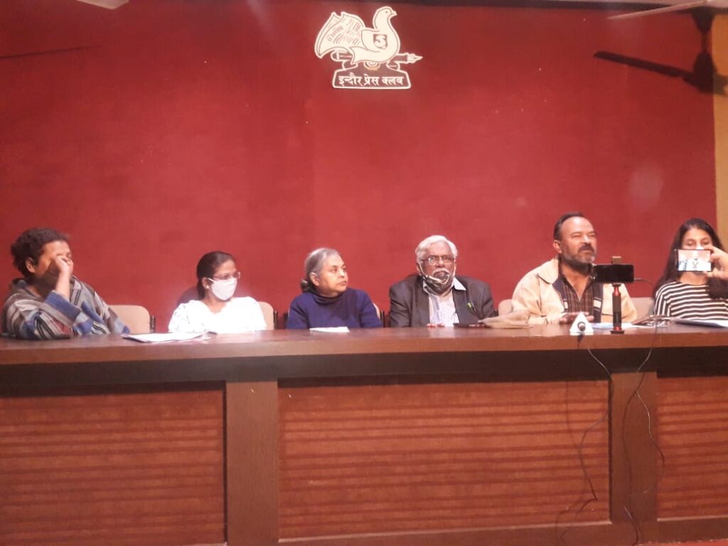 साम्प्रदायिक हिंसा के जिम्मेदार लोगों को राज्य का संरक्षण