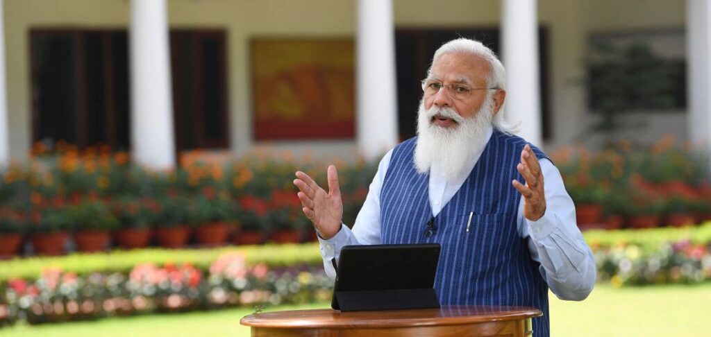 प्रधानमंत्री के अंदर भी झांकने की जरूरत है !