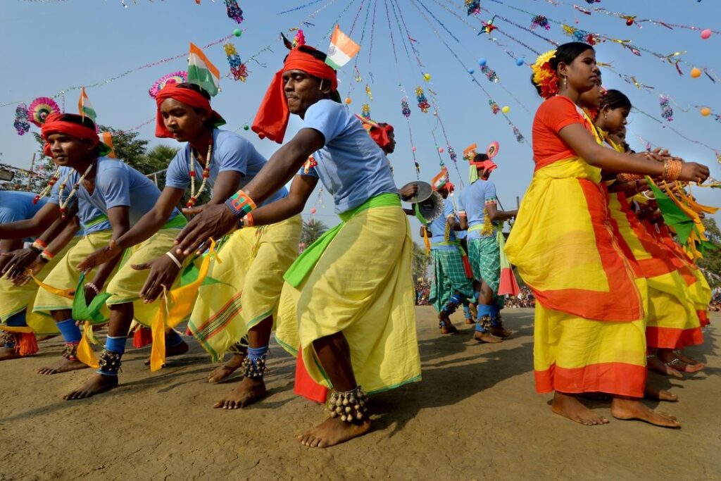हूल रचते आदिवासी कवि