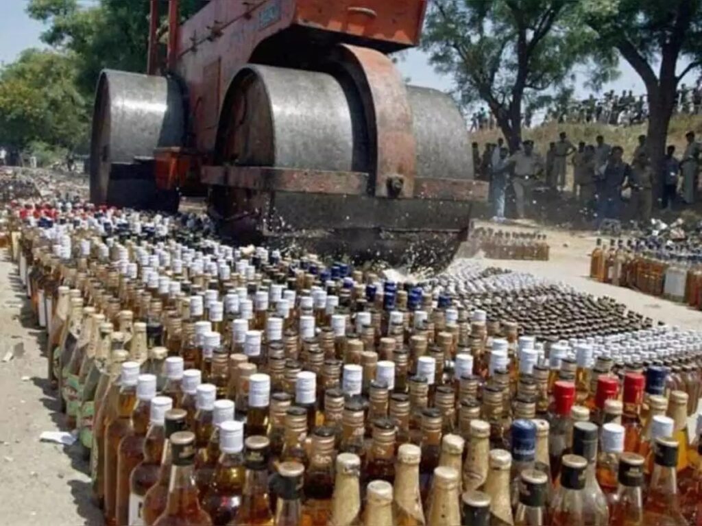 बिहार : शराबबंदी के संकट