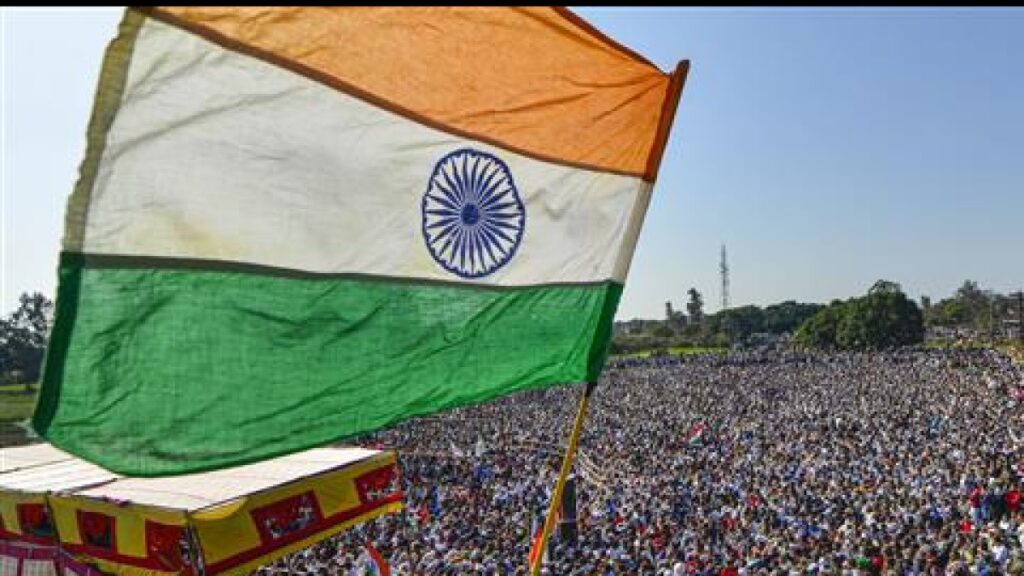 हर घर तिरंगा : तिरंगी कहानी