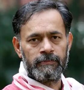 लेखक की फोटो