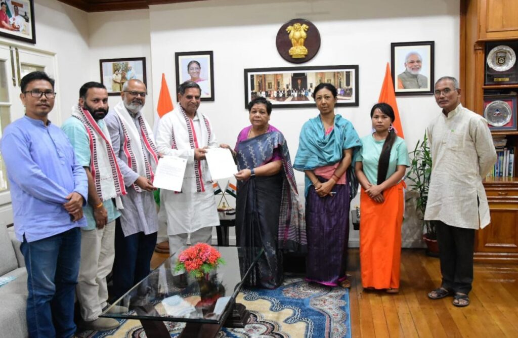 मणिपुर के महामहिम राज्यपाल के साथ गांधीजनों की शांति प्रयासों को लेकर सकारात्मक चर्चा