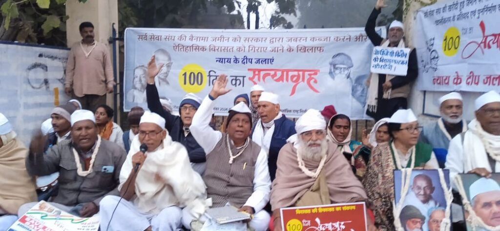 गांधी विचार को ध्‍वस्‍त करने वाले देश की बुनियाद गिरा रहे हैं : महात्मा गांधी के प्रपौत्र तुषार गांधी