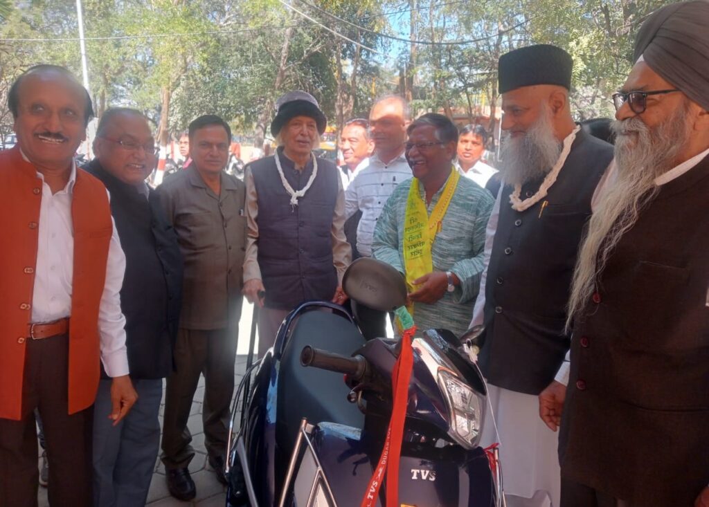 गांधीजी की पुण्यतिथि पर समाजसेवी श्री शफी शेख का हुआ आत्मीय सम्मान