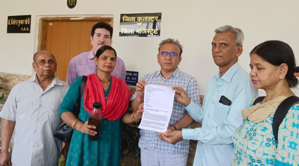 ‘सभी के लिए स्वास्थ्य’ की माँग के साथ जन स्वास्थ्य अभियान इंडिया की राष्ट्रव्यापी पहल