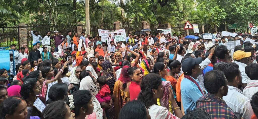 आदिवासी-मूलवासियों की रांची में हुंकार, झारखंड सरकार अपने चुनावी वादे पूरे करे