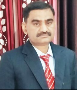 लेखक की फोटो