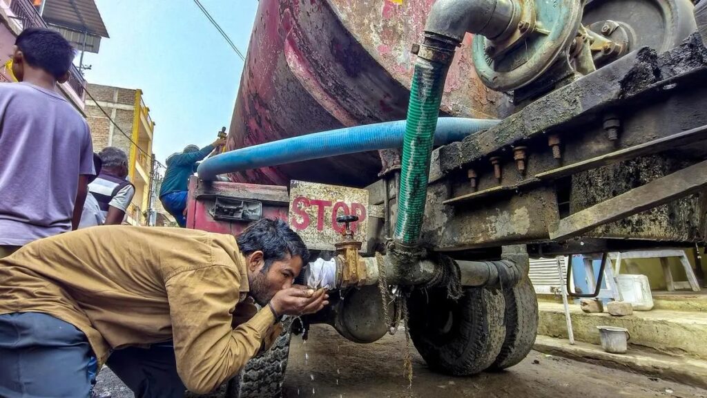 शहर की अधिकांश जनता को 24×7 सुरक्षित व साफ पानी की उपलब्‍धता नहीं