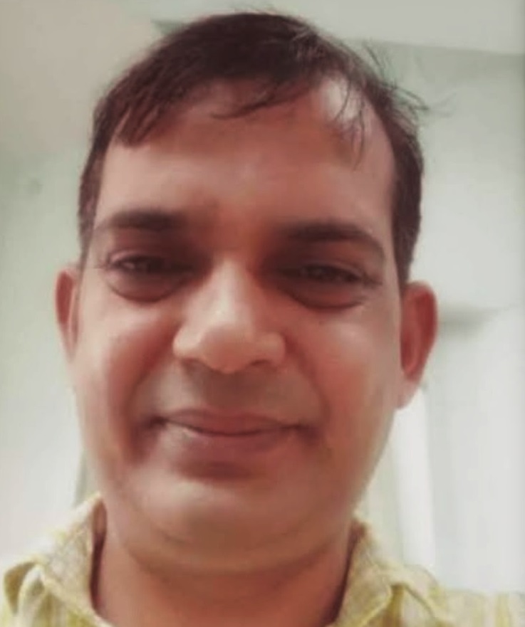 लेखक की फोटो