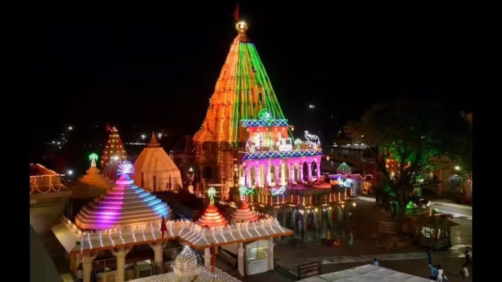 मौज-मजे के पर्यटन-स्थल बनते तीर्थ