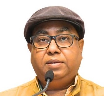 लेखक की फोटो