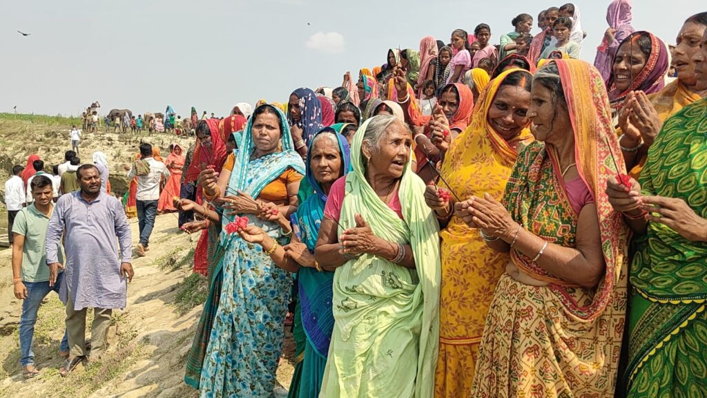 विकराल होती कटाव पीड़ितों की समस्या, जमीन और खेती बचाने की निर्णायक लड़ाई आरंभ