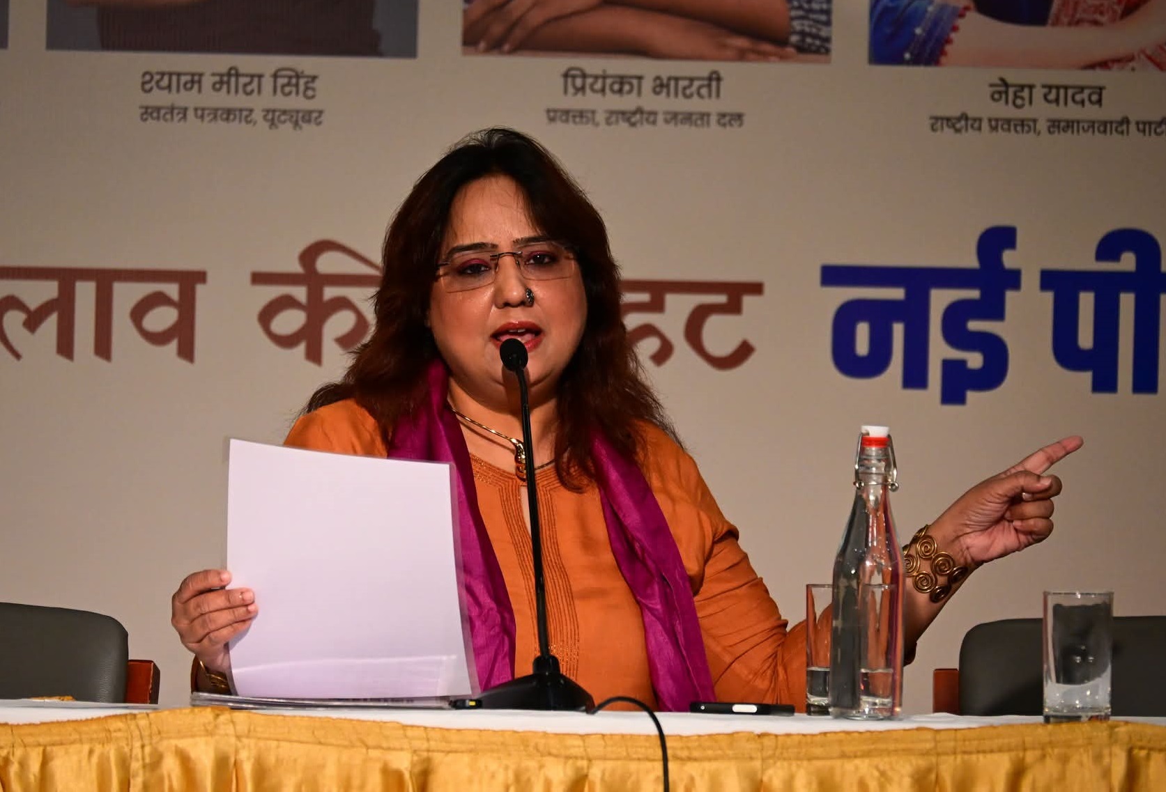 ‘मेरा रंग जमघट’ में फौजिया ने दास्तानगोई से उठाए स्त्री जीवन के सवाल