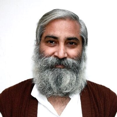 प्रवीण श्रीवास्तव, डॉ संदीप पाण्डेय व बॉबी रमाकांत